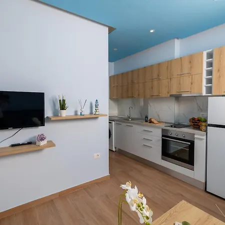 Lady 40 Sea View With Terrace, , By Alba Experience Appartement *